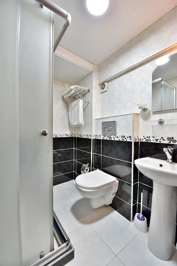 Oban Suites Istanbul 2*,