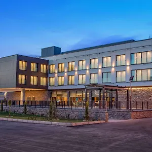 Hampton By Hilton Izmir Hotel